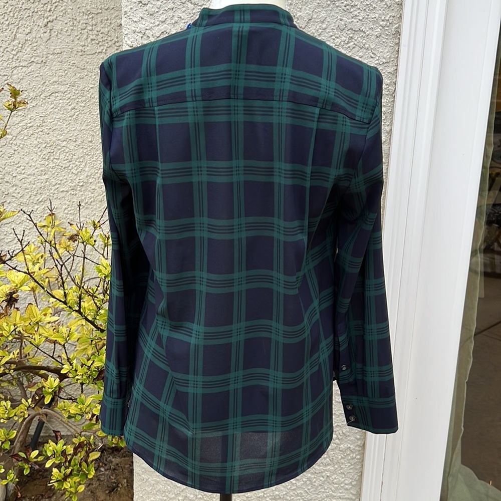 💚J.Crew Tuxedo Pleat Tarten Plaid Button up Women's Blouse Size S - Picture 4 of 7
